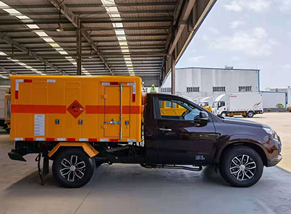 肇州爆破器材运输车